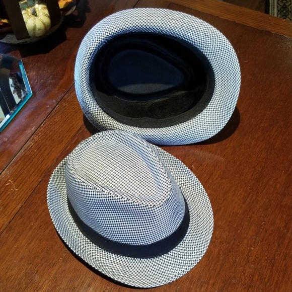 Accessories - ALABAMA FANS Houndtooth hat. ONE HAT